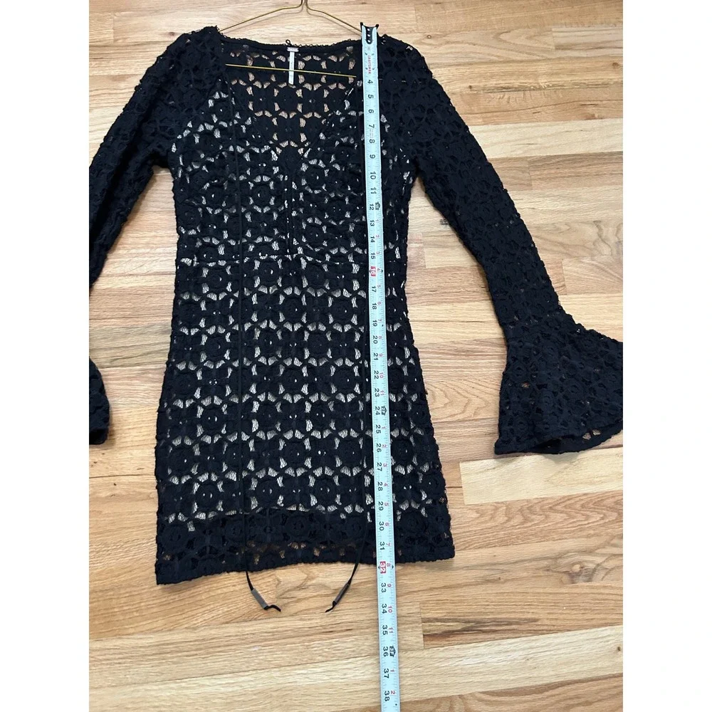 Free People Black Crochet Lace Bell Sleeve Mini Dress Lace Up Front Size 6